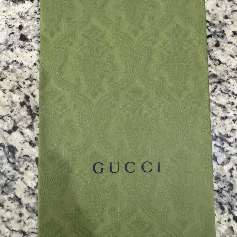 Gucci Purse Wallet with strap - Picture 6 of 12